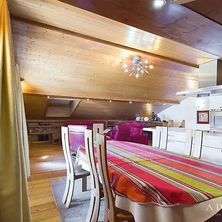 Duplex De Gamme 8 Pers Avec Balcons Et Parking, Proche Des Pistes Et Commerces * La Rosiere (Savoie)