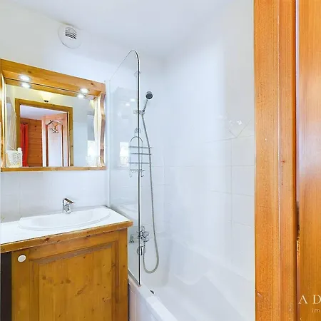 Duplex De Gamme 8 Pers Avec Balcons Et Parking, Proche Des Pistes Et Commerces Appartamento *